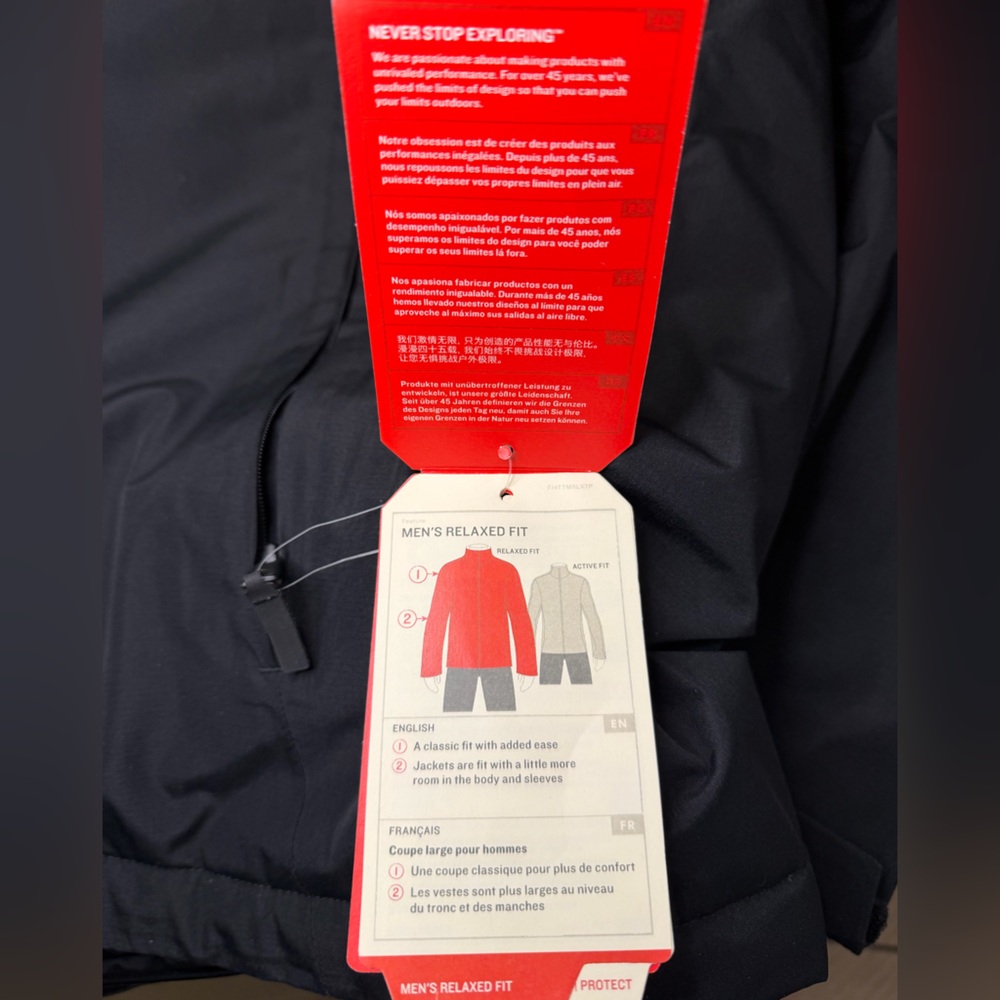 The North Face Men's Black Performance Jacket - Picture 11 of 12
